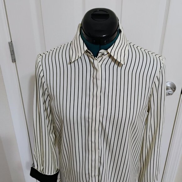 Woman's Jones New York Blouse xs - Picture 4 of 11